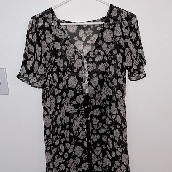 Black swan button up floral dress - Picture 3 of 6